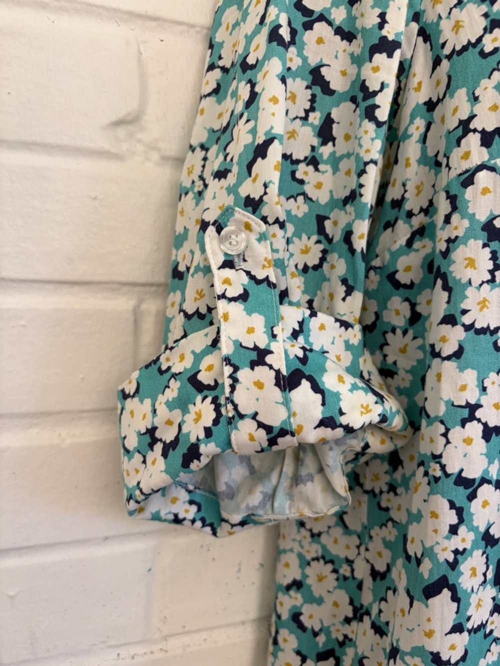 Finley Doris Daisy Button Front Dress, SZ S EUC MSRP $315 - Picture 3 of 9